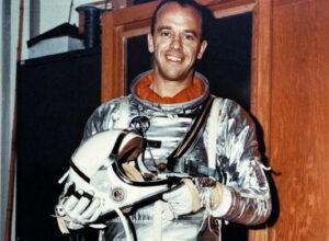 Alan_shepard