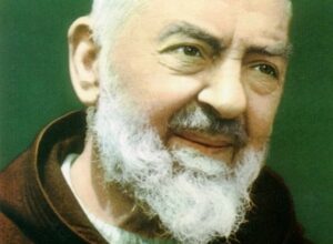 Padre_Pio_portrait