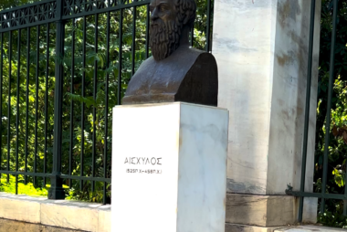 Poetas trágicos: Sófocles, Esquilo, Eurípides