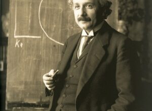 Einstein se carga una de las leyendas negras de la Iglesia de un plumazo