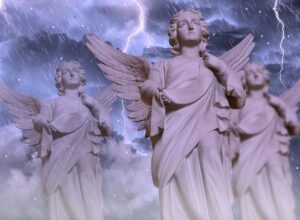 Los ojos celestiales: La mirada de los ángeles sobre la creación divina