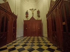 confesionarios catedral madrid