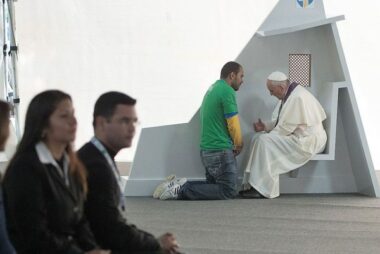 No tienen necesidad de médico los sanos, sino los enfermos; no he venido a llamar a los justos, sino a los pecadores