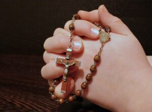 rosary-1211064_640