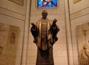 san josemaria catedral almudena 2