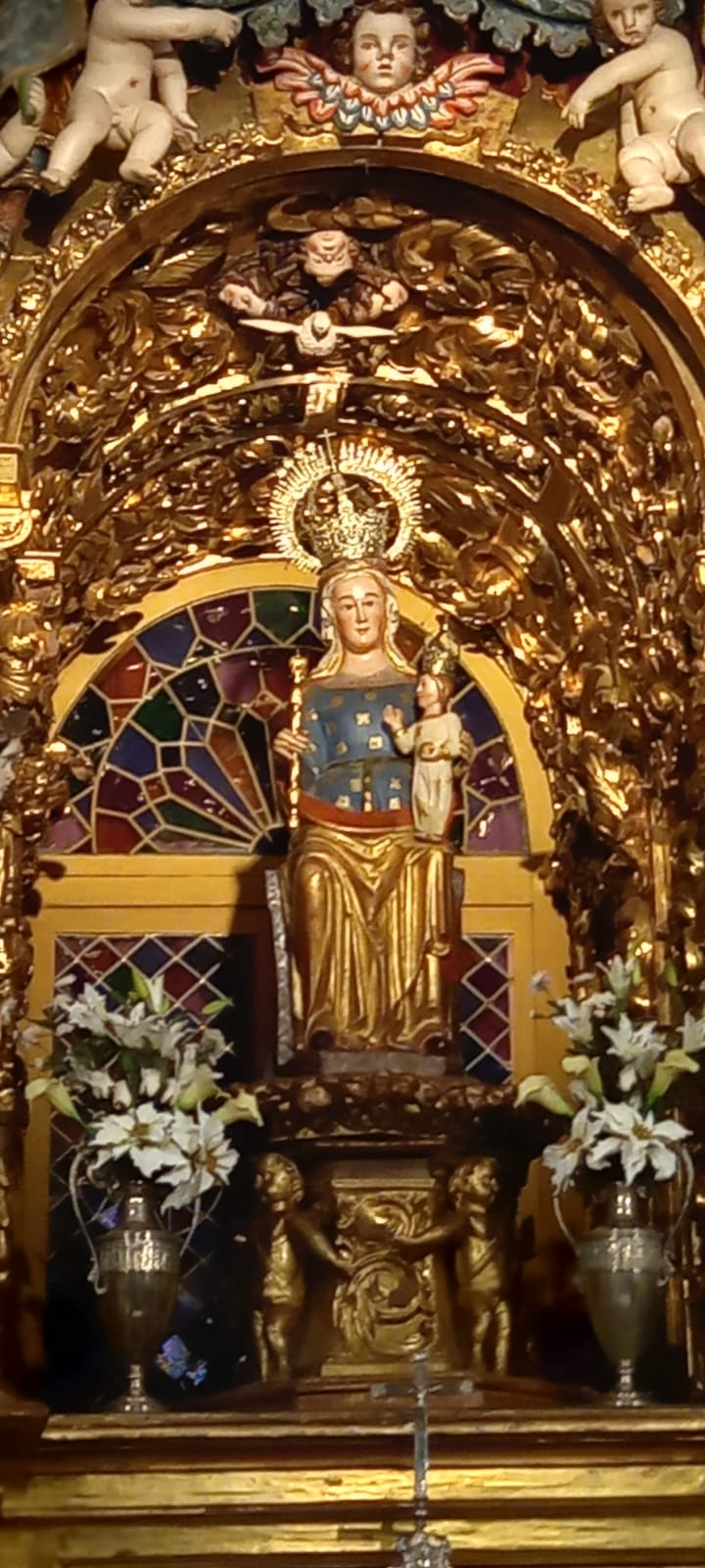 virgen retablo