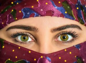 woman-g4b061b7c5_640